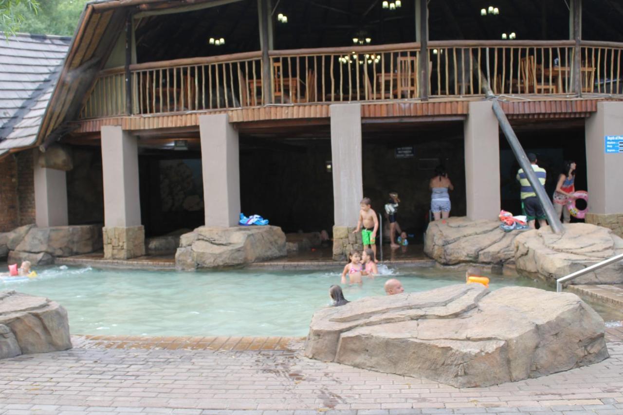 Appartamento On Golden Pond - Mount Amanzi Hartbeespoort Esterno foto